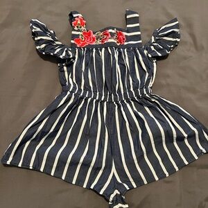 GUC Bonnie Jean cold shoulder/ flutter sleeve romper size 5